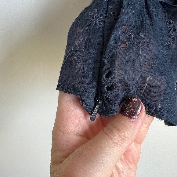 Frame Denim Sheer Ramie Eyelet Navy Blue Flutter Sleeve Boho Mock Neck Top - Picture 6 of 9